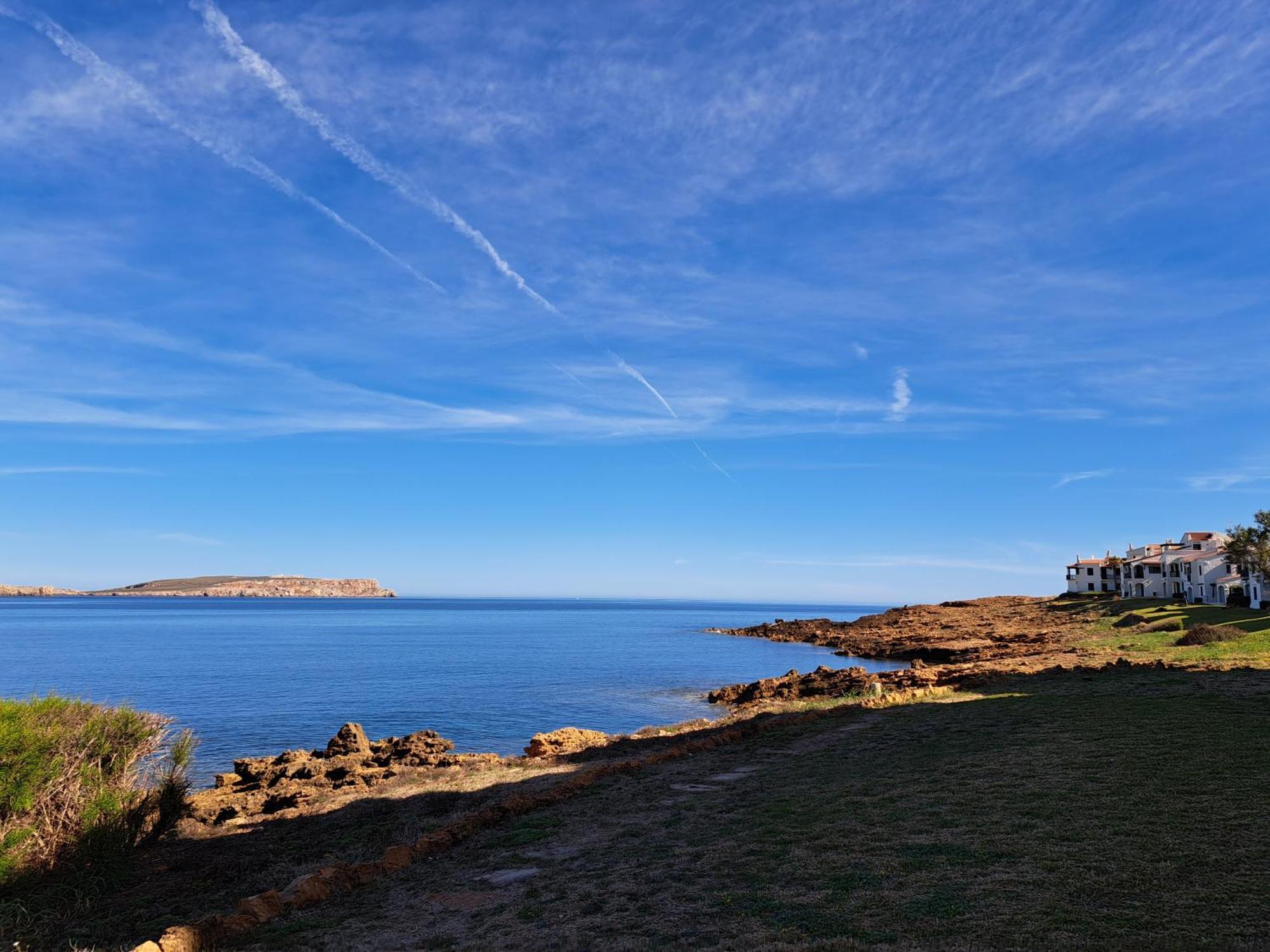 Casa Con Jardin ,Vistas Al Mar Y Atardecer En Playas De Fornells Apartment Es Mercadal Luaran gambar